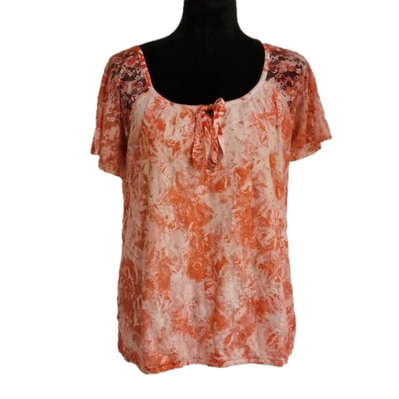 𝅺SAG Harbor coral lined laced overlay blouse with cinched waist - Picture 1 of 8